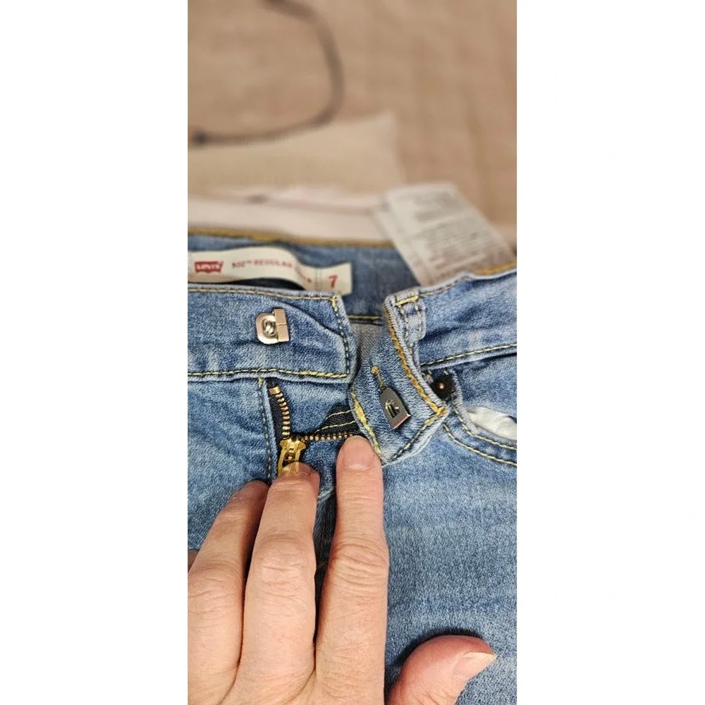 Levi's boys 502 Regular Taper Jeans Size 7 Blue